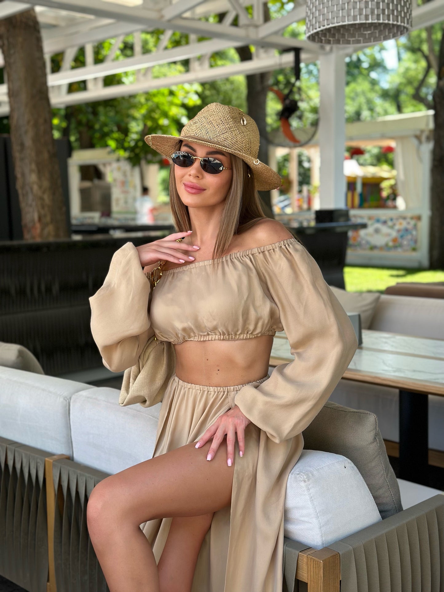 Island suit